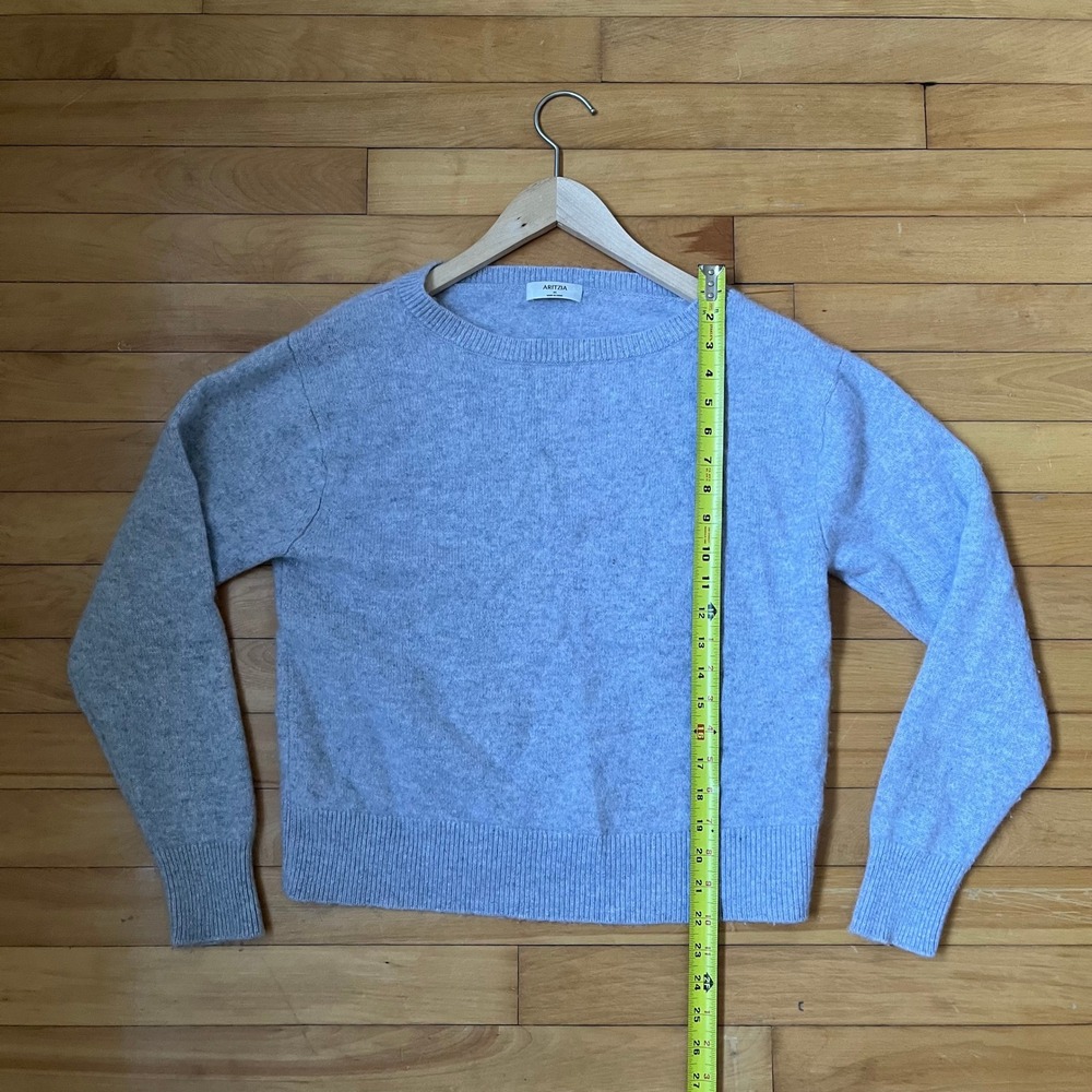 Aritzia 100% Cashmere Crewneck Sweater Light Blue Heather Size M 95-03-32358